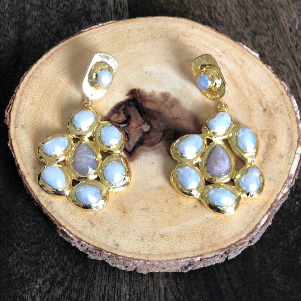 Freshwater pearl earrings